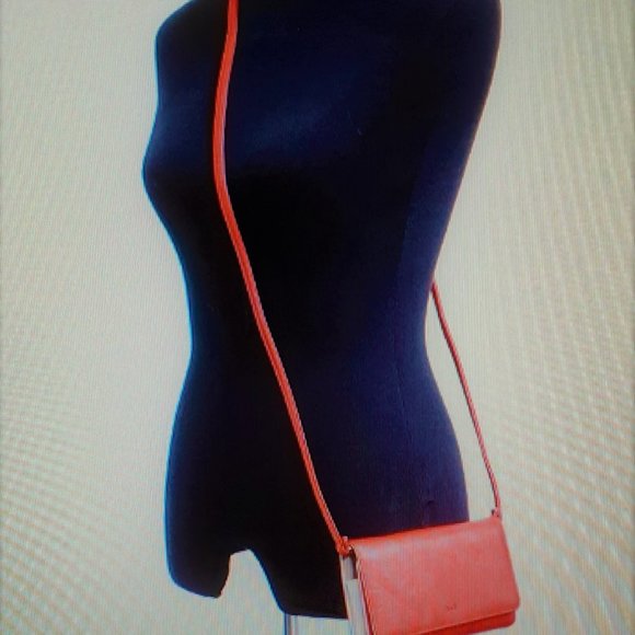 RFID protected S-Q Crossbody / wallet - Picture 5 of 5